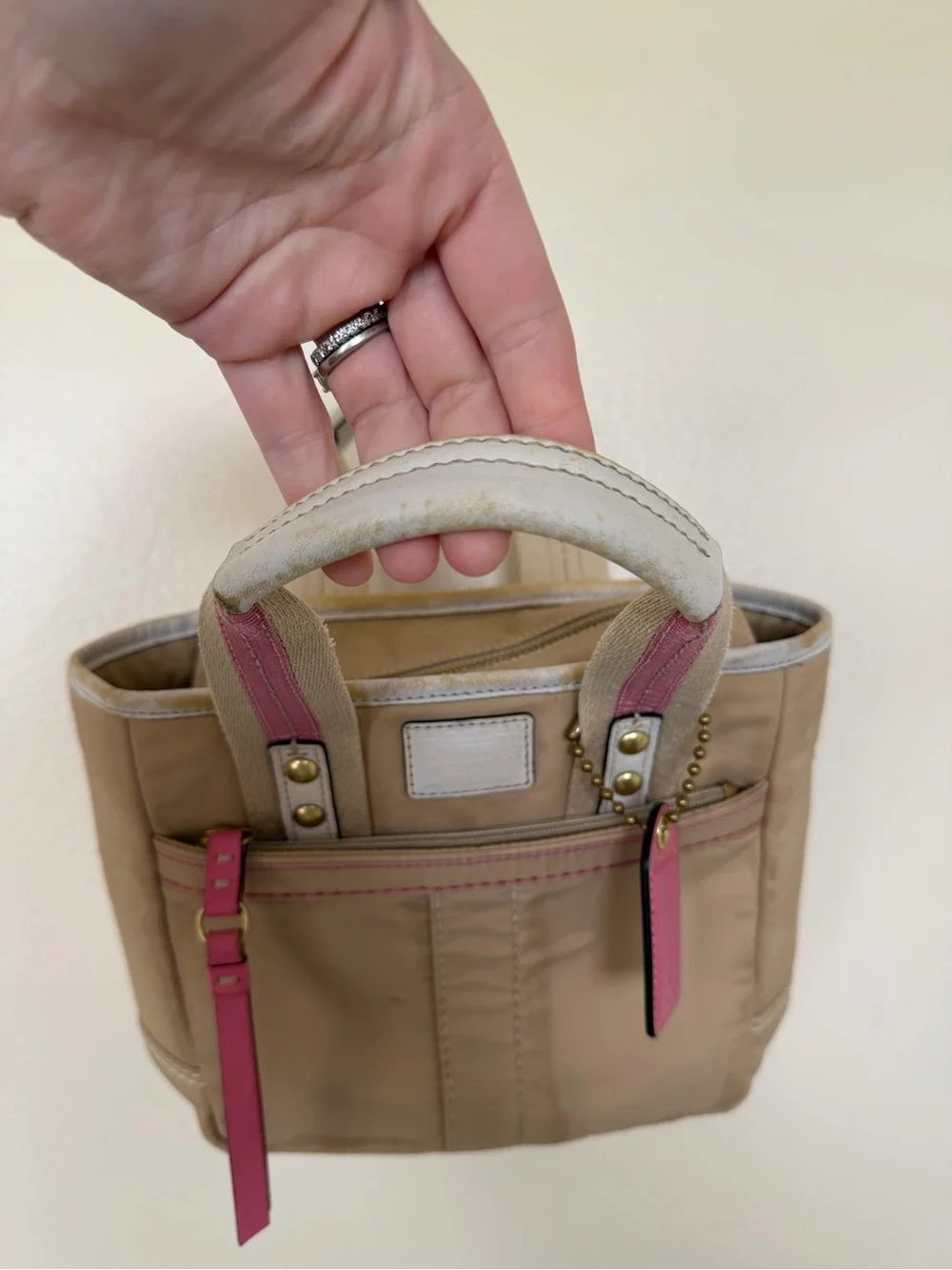 COACH MINI TOTE Brown Leather Accents - Tan & Bright Pink F10694